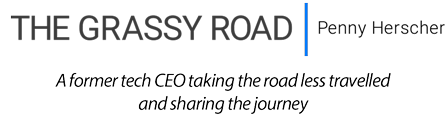 The Grassy Road Logo